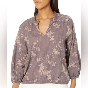 Carve Designs Women’s Size Large Camryn Plum Floral V Neck Blouse